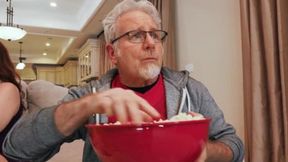 Syren De Mer And Jesse Ponny Tossed By Gamer Girl And Step-Mom (Syren Demer)