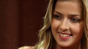 Hot blonde gets penetrated after a sexy photo shoot