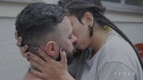 Couple can&#039;t stand the horniness and fuck at the bar table